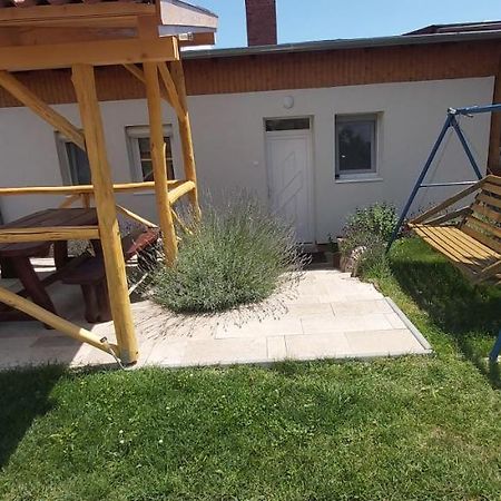 בלטונודבארי Lali Apartman מראה חיצוני תמונה